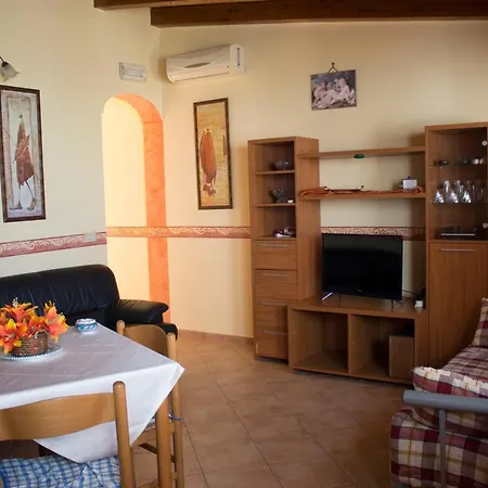 Girasole Apartment *